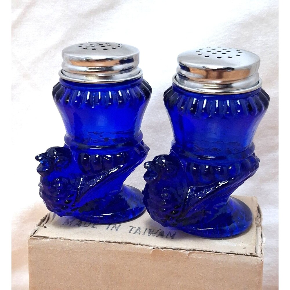 Vintage Degenhart Blue Glass Bird Salt & Pepper Shakers Cobalt Blue Glass Granny